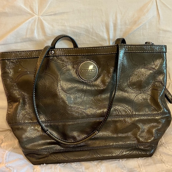 Coach Handbags - Coach shoulder bag
